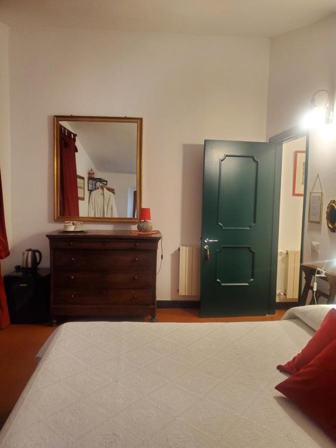 B&B Tre Ponti Castiglione Chiavarese Экстерьер фото